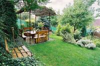 English garden of Panorama Hotel Eger - cheap accommodation in Eger English garden of Panorama Hotel Eger - cheap accommodation in Eger