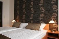 Romantic and elegant hotel room in Canada Hotel Budapest