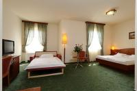 Hotel Gastland M0 - Szigetszentmiklos - room