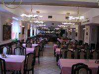 Hotel Polus - restaurant - hotel 300 metres from highway M3 