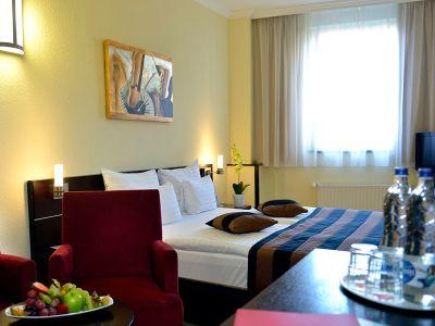 Standard double room in Leonardo Hotel Budapest in Budapest - Leonardo Hotel**** Budapest - affordable 4-star hotel near the Great Boulevard and Petofi bridge